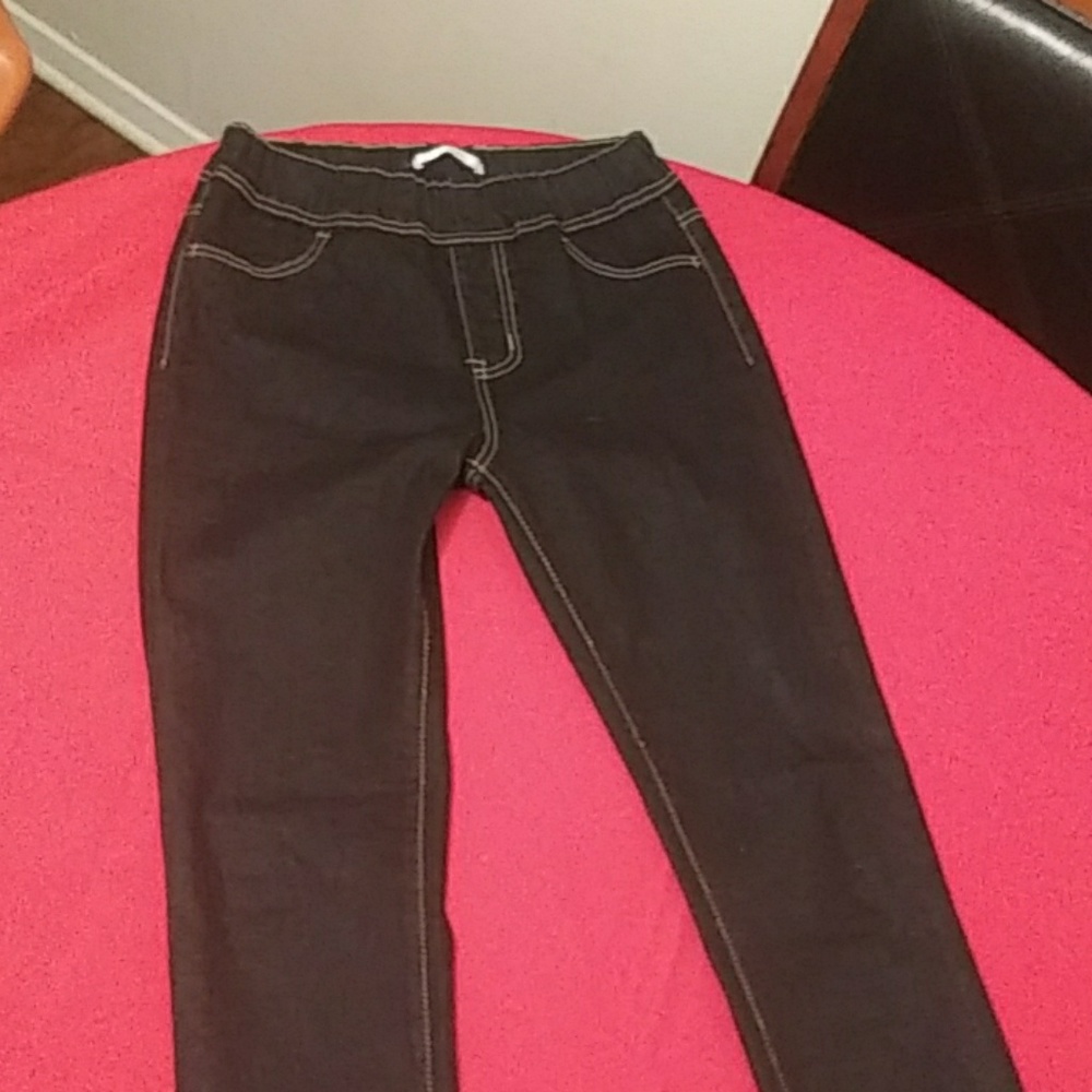 Brand new black jean